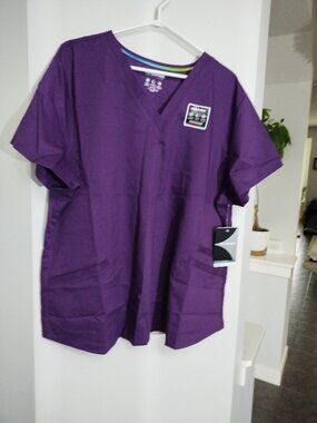 Brand new Scrubstar scrub shirt
